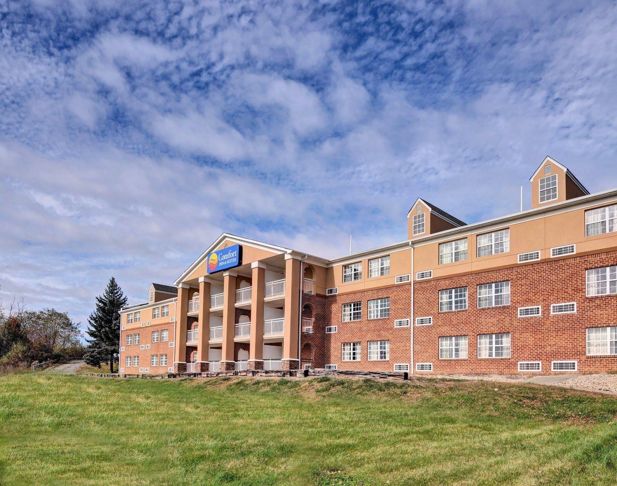 Comfort Inn & Suites Raphine - Lexington Near I-81 And I-64 Exterior photo